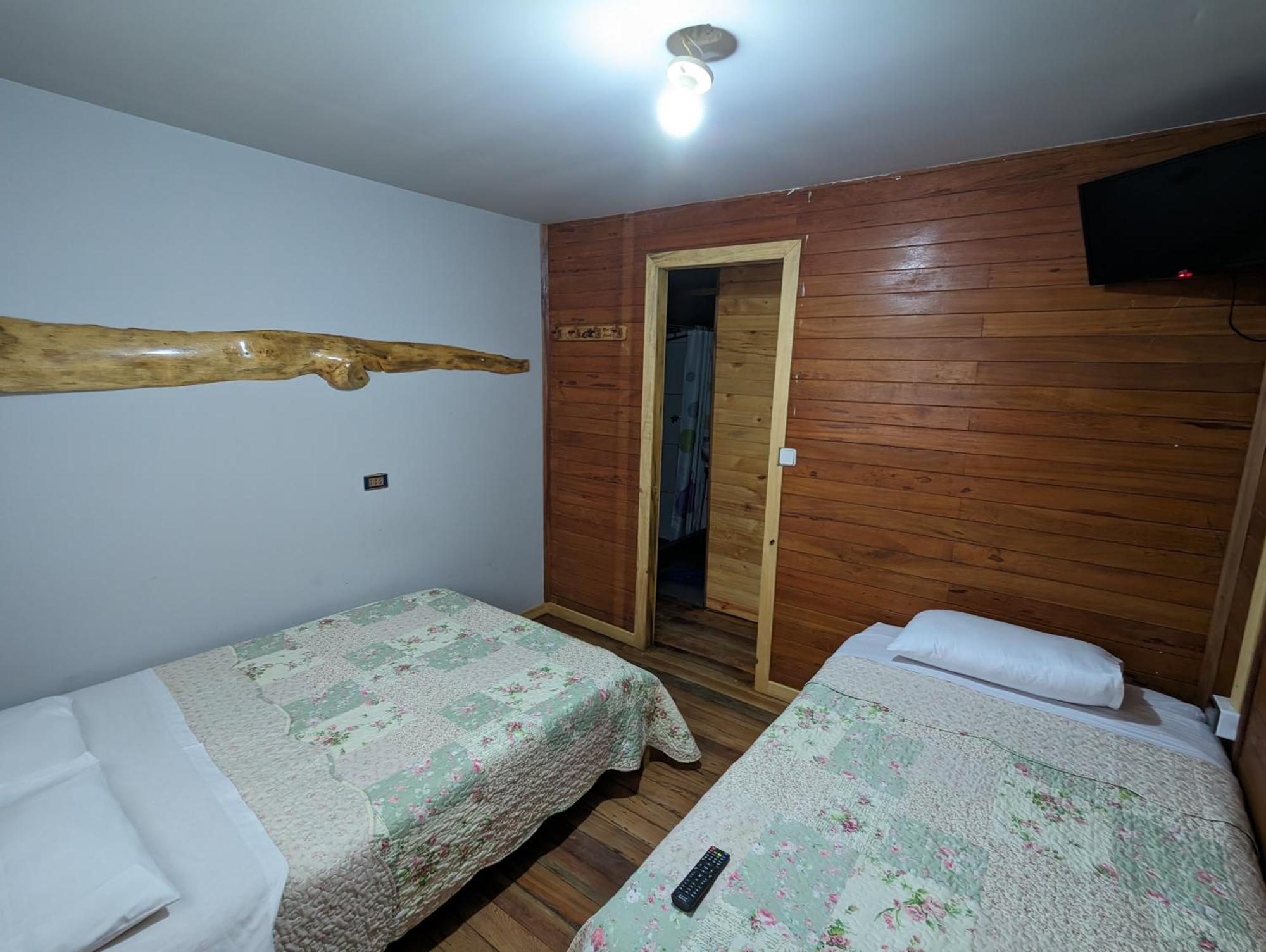 Hotel Frankfurter Hof Familiar Oxapampa Habitación foto